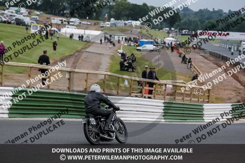 Vintage motorcycle club;eventdigitalimages;mallory park;mallory park trackday photographs;no limits trackdays;peter wileman photography;trackday digital images;trackday photos;vmcc festival 1000 bikes photographs